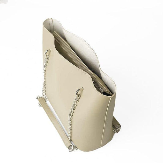 ladies hand bag in vintage style